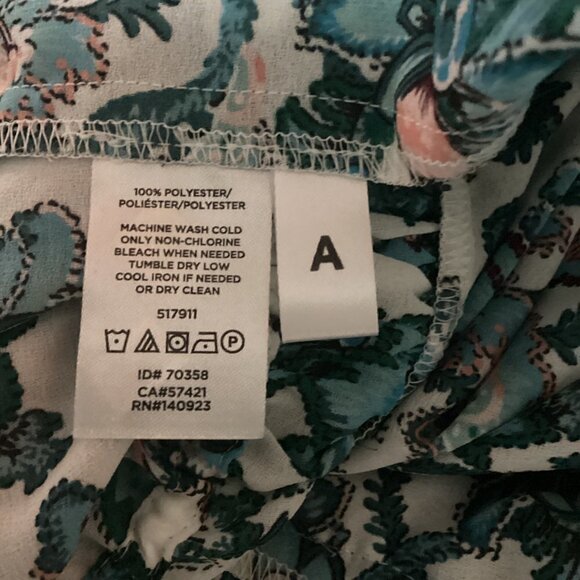 LOFT Sz M BOHO Relaxed Fit Floral Tie Neck Smocked Ruffle Waist Blouse 186E - Picture 7 of 7